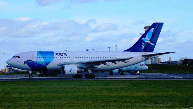 Imagem de CDS e PSD criticam Sata por voar entre a Terceira e o Porto no mesmo dia que a Ryanair