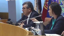 Discussão acalorada provoca intervenção da presidente do parlamento regional (Vídeo)