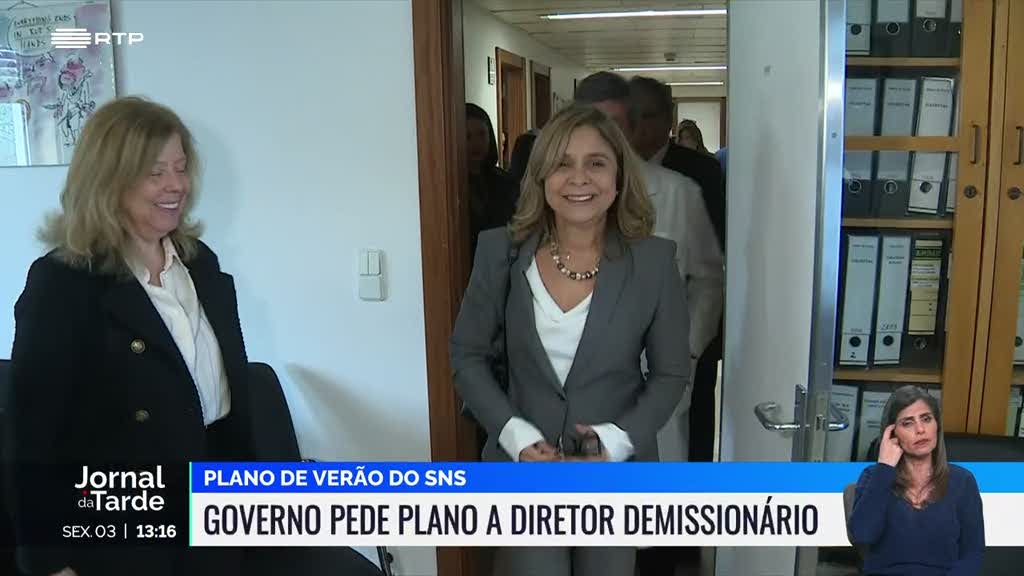 Ministra da Saúde surpreendida com recusa de Fernando Araújo preparar plano de verão