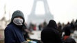 Imagem de Covid-19: Mais 417 mortos em França, total quase nos 18 mil