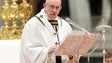 Imagem de Papa incita a que se ouça o `grito dos pobres sufocado pelo barulho de alguns ricos`