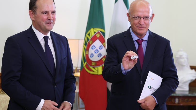 Imagem de Governo entregou proposta no parlamento, a terceira com o PS em maioria absoluta