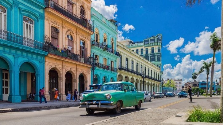 Cuba reabre as portas ao turismo estrangeiro