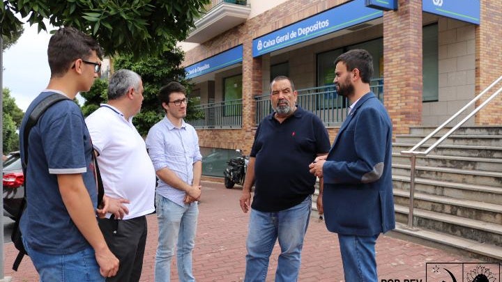 Imagem de PCP contra a intenção de encerrar balcão da Caixa Geral de Depósitos no Caniço