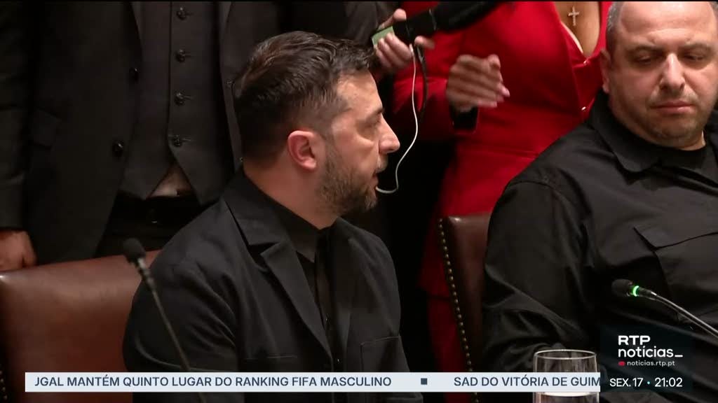 Trump e Zelensky respondem a questões antes de reunião na Casa Branca
