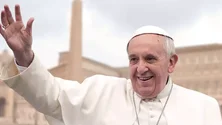 Imagem de Presidente da Câmara dos Representantes recebe comunhão do Papa apesar de apoiar aborto