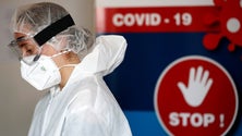 Imagem de Covid-19: Portugal com mais 45 mortos e 2.596 casos confirmados nas últimas 24 horas