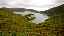 Imagem de Lagoa do Fogo: Iniciativa Liberar contesta obras no miradouro (Vídeo)