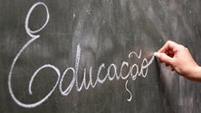 Imagem de Serão mais de 100 os professores desempregados e contratados na Madeira