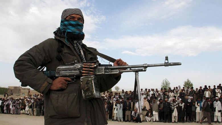 Talibãs encerraram quatro rádios e detiveram seis jornalistas