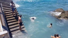 Imagem de Covid-19: Banhistas sem máscara na praia dizem que obrigação é exagerada (Vídeo)