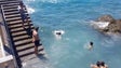 Imagem de Covid-19: Banhistas sem máscara na praia dizem que obrigação é exagerada (Vídeo)
