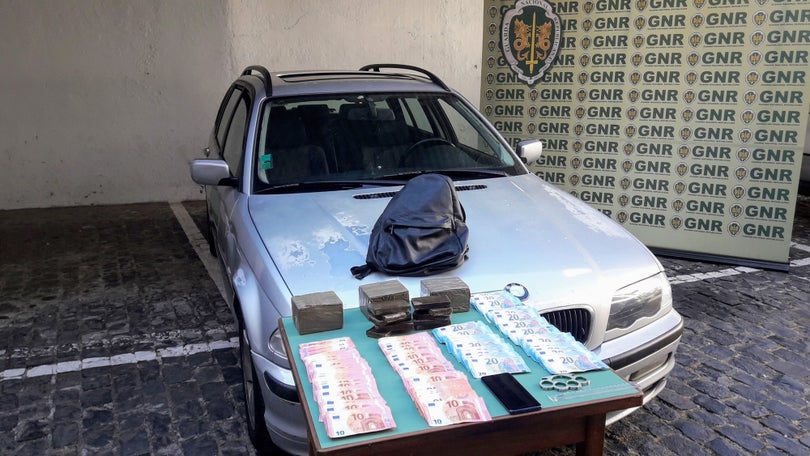 Imagem de GNR deteve homem com quatro quilos de haxixe na Camacha