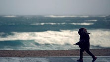 Imagem de Sete das nove ilhas dos Açores sob aviso amarelo