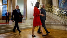 Imagem de «Vou demitir a mulher de alguém porque o marido é acusado?», questiona Costa