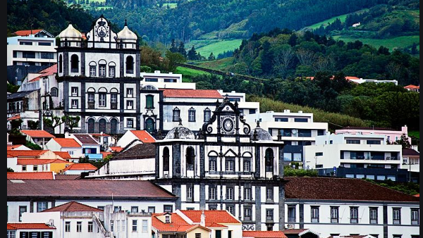 Açores tem 16.646 casos ativos