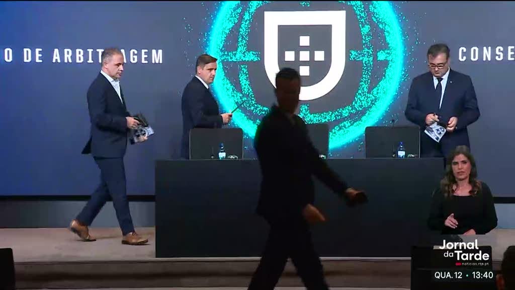 Conselho de Arbitragem reconhece erros