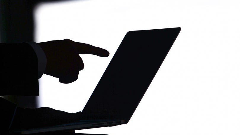 Imagem de Portugueses podem pedir online registo de nascimento