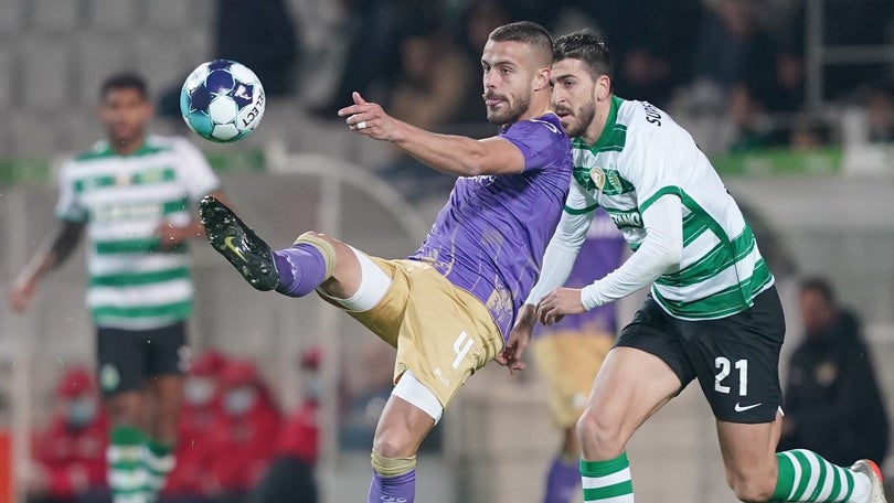 Imagem de Sporting vence em Moreira de Cónegos