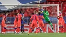 Imagem de Porto compromete apuramento