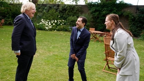 Imagem de Covid-19: Enfermeiro português recebido pelo PM britânico Boris Johnson