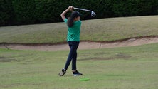 Imagem de Golfe jovem muito competitivo