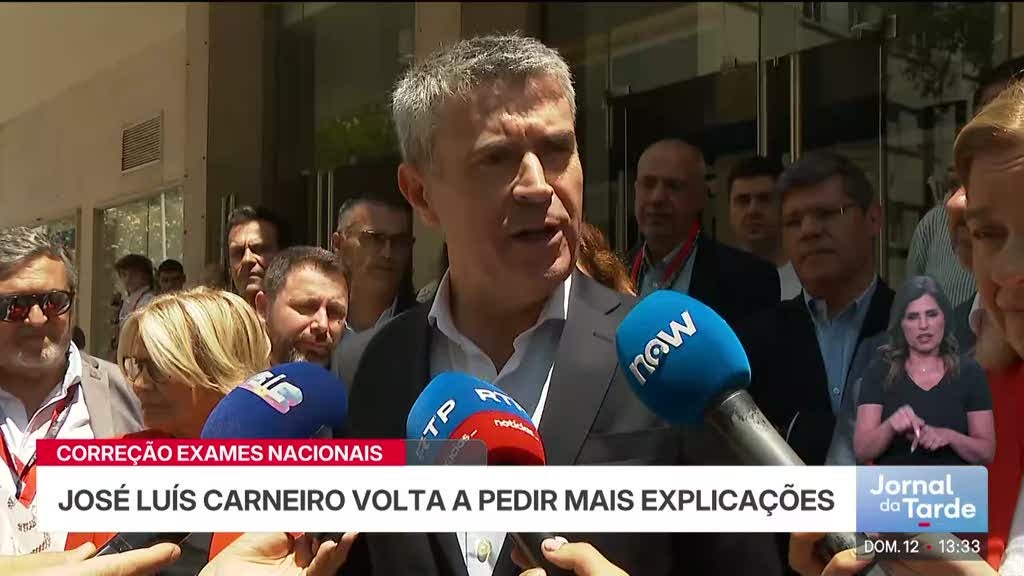 Exames nacionais. Carneiro quer mais explicações de Montenegro