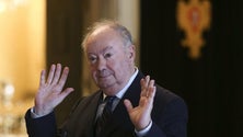 Imagem de Alberto João Jardim responde ao Marítimo com farpa a Rui Fontes