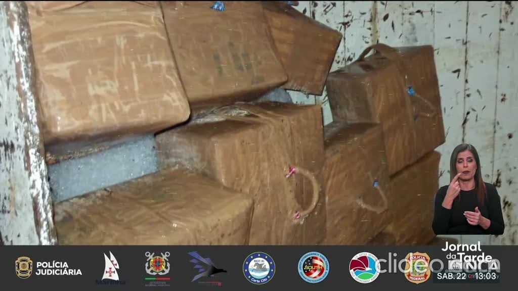 Imagem de Apreendidas mais de sete toneladas de cocaína em alto mar