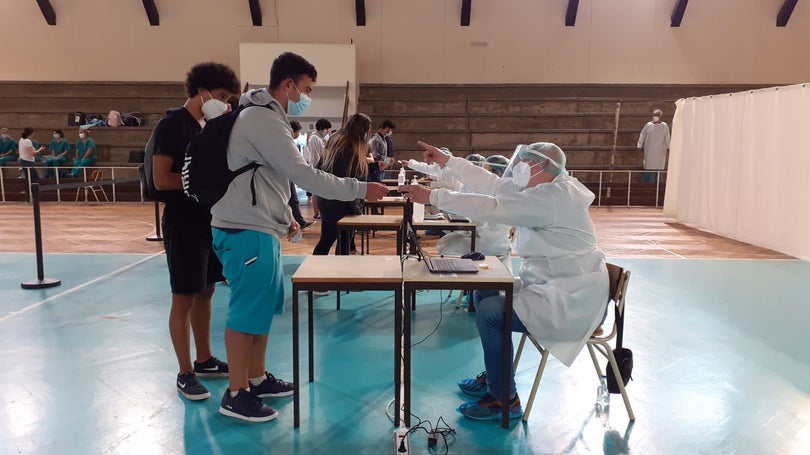 Imagem de Alunos de Machico testados à covid