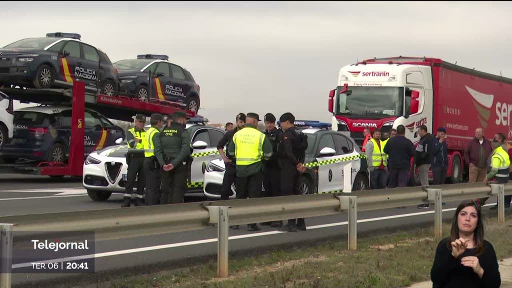 Protestos em Espanha. Agricultores bloqueiam as principais vias