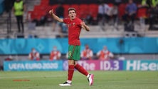 Imagem de Dalot e Palhinha a titulares