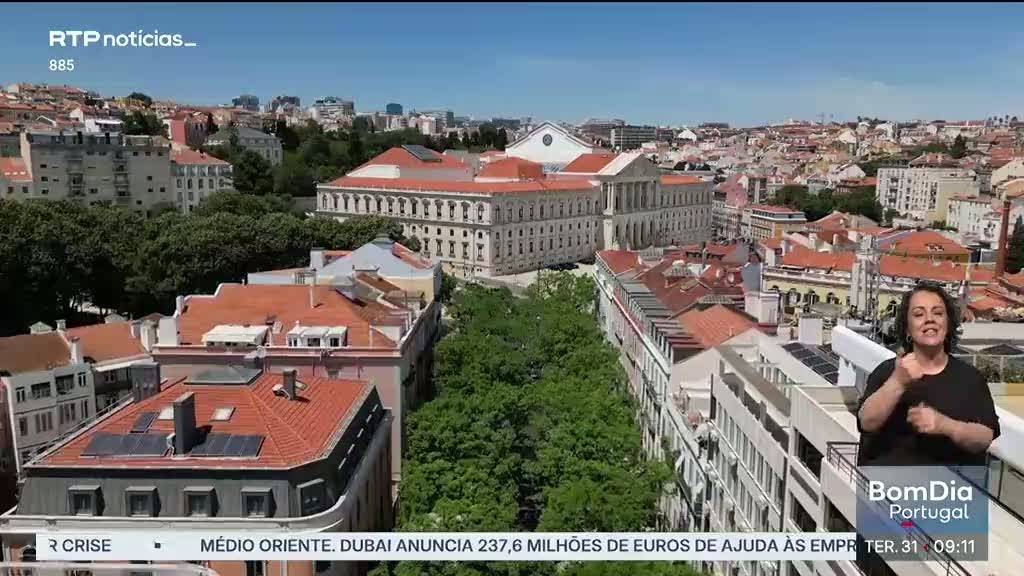Imagem de Constituição. Metade concorda com conteúdo mas admite revisão