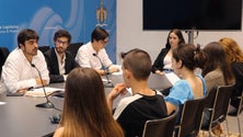 Imagem de PSD pede ajuda aos deputados do PS (vídeo)