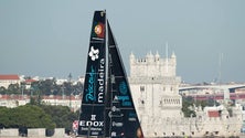 Imagem de Alinghi domina primeiro dia da Extreme Sailing Series em Lisboa