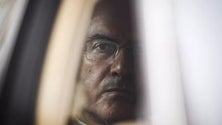 Imagem de Rendeiro detido numa esquadra a cinco quilómetros do hotel onde foi apanhado