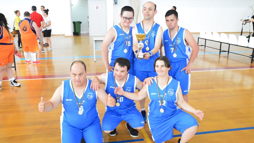 Clube desportivo “Os Especiais” conquistou, pela 5ª vez consecutiva, o campeonato nacional de basquetebol 3×3 para jogadores síndrome down