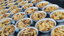 Imagem de Cozinha de Afeto fornece refeições a pessoas carenciadas (Áudio)