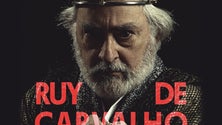 Imagem de Ruy de Carvalho na inauguração da mostra «Retratos Contados» na Torre do Capitão