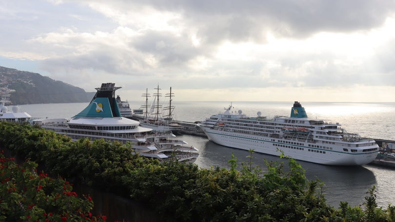 Navios para a passagem de ano no Porto