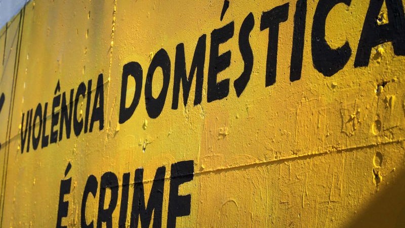Seis homicídios e menos denúncias de violência doméstica