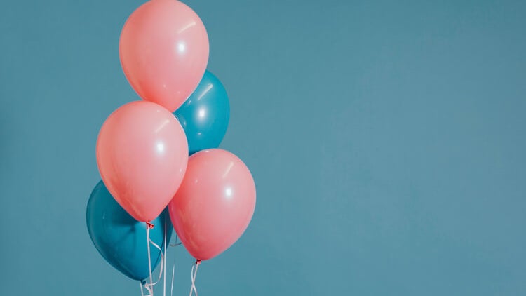 Empresa transforma balões em solas para calçado