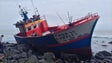 Imagem de Embarcação encalha em zona de difícil acesso no norte da Madeira