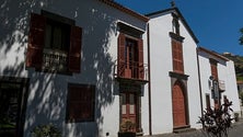 Imagem de Restauro da capela da Santa Casa da Misericórdia de Santa Cruz vai custar 300 mil euros