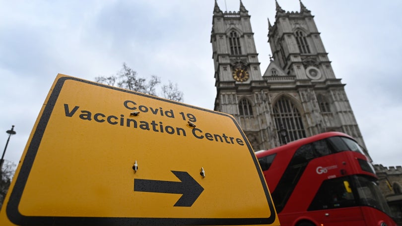 Vacinação no Reino Unido em desaceleração