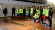 Jogadores do Nacional conviveram com alguns reclusos através de um jogo de futebol