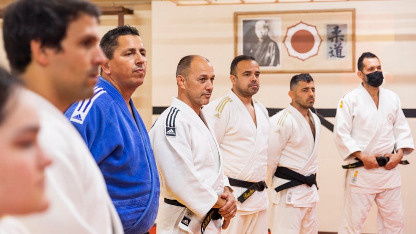Calado assume compromisso de melhorar as instalações de judo no Clube Naval