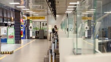 Imagem de Vacinados, recuperados e testados perto de viajar com certificado na UE