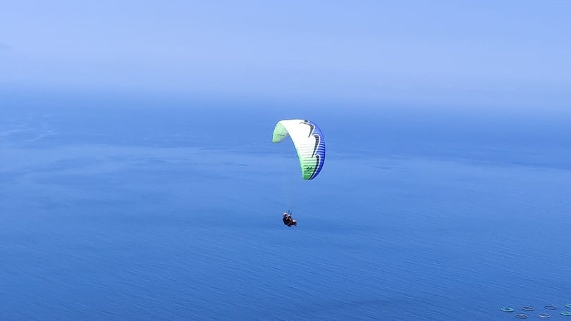 Imagem de Acidente de parapente resulta em dois mortos