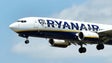 Ryanair e Repsol acordam fornecimento de combustível sustentável para aeroportos de Portugal e Espanha